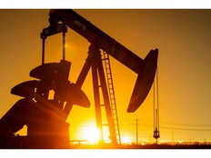A pump jack in Midland, Texas. Photographer: Anthony Prieto/Bloomberg
