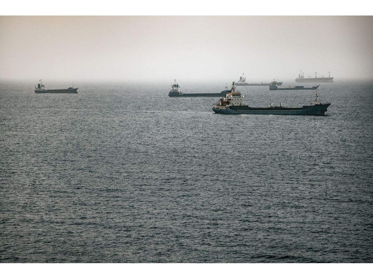 Iran Weighs Allowing Europe to Clear Mines in Strait of Hormuz