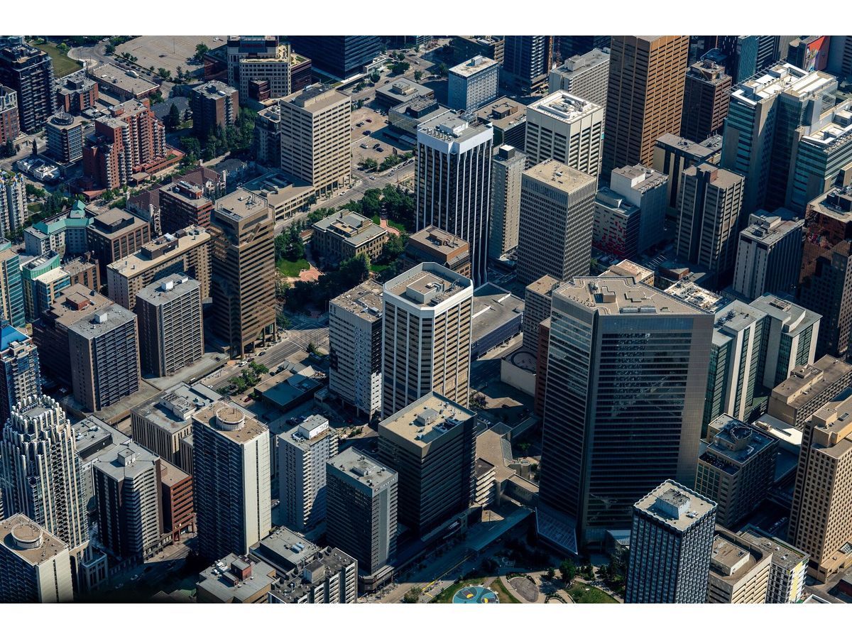 H&R has spent several years moving its portfolio away from struggling office and retail holdings and increasing its exposure to apartment and industrial assets in the US and Canada.