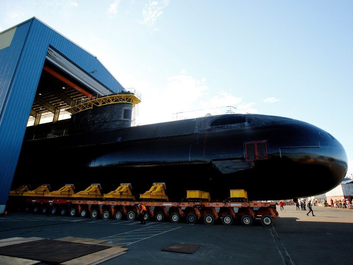 HMCS Corner Brook, a Victoria-class submarine.