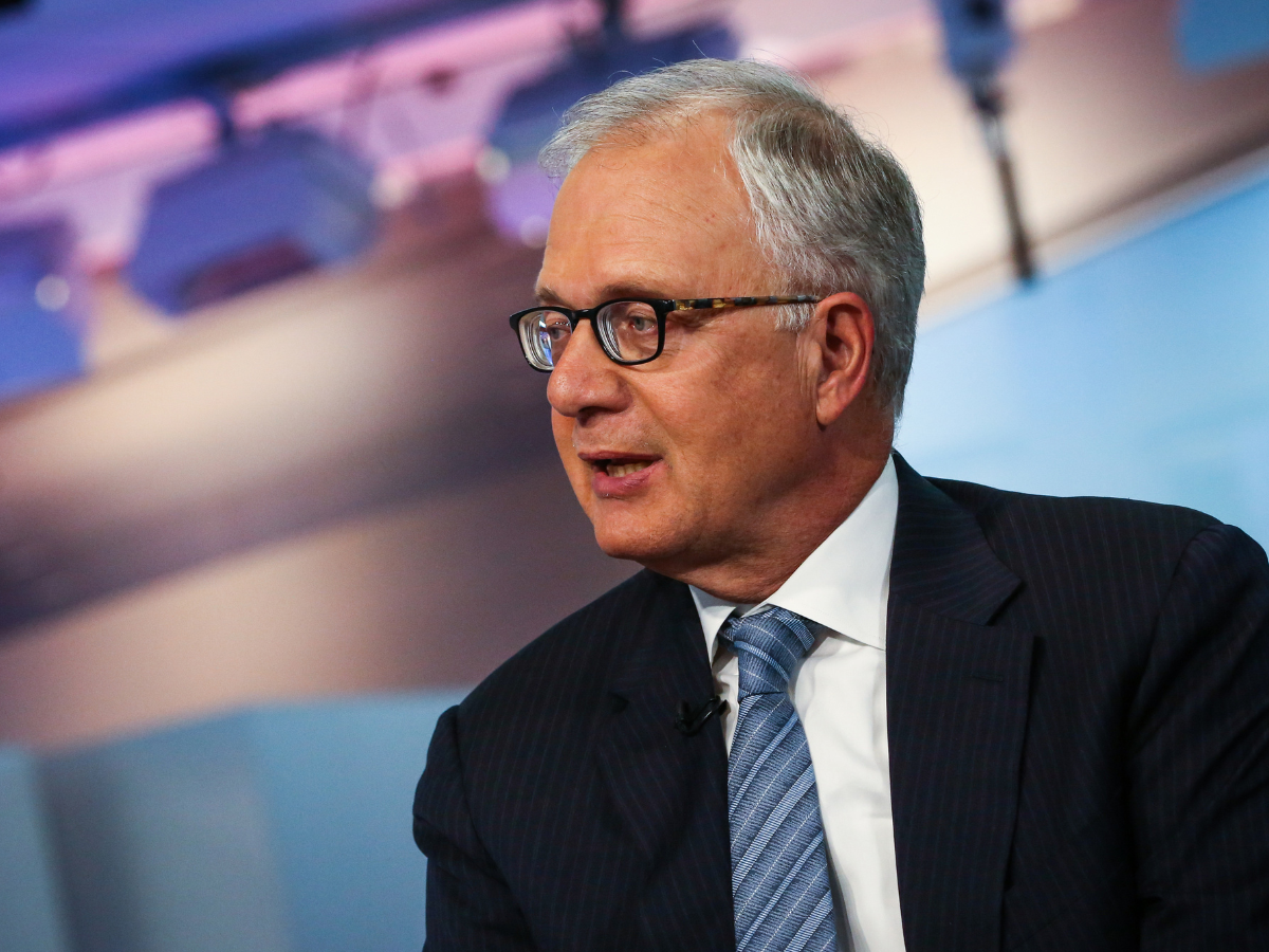 Stocks bull Yardeni cuts SP 500 view to 7,900 on downturn risks