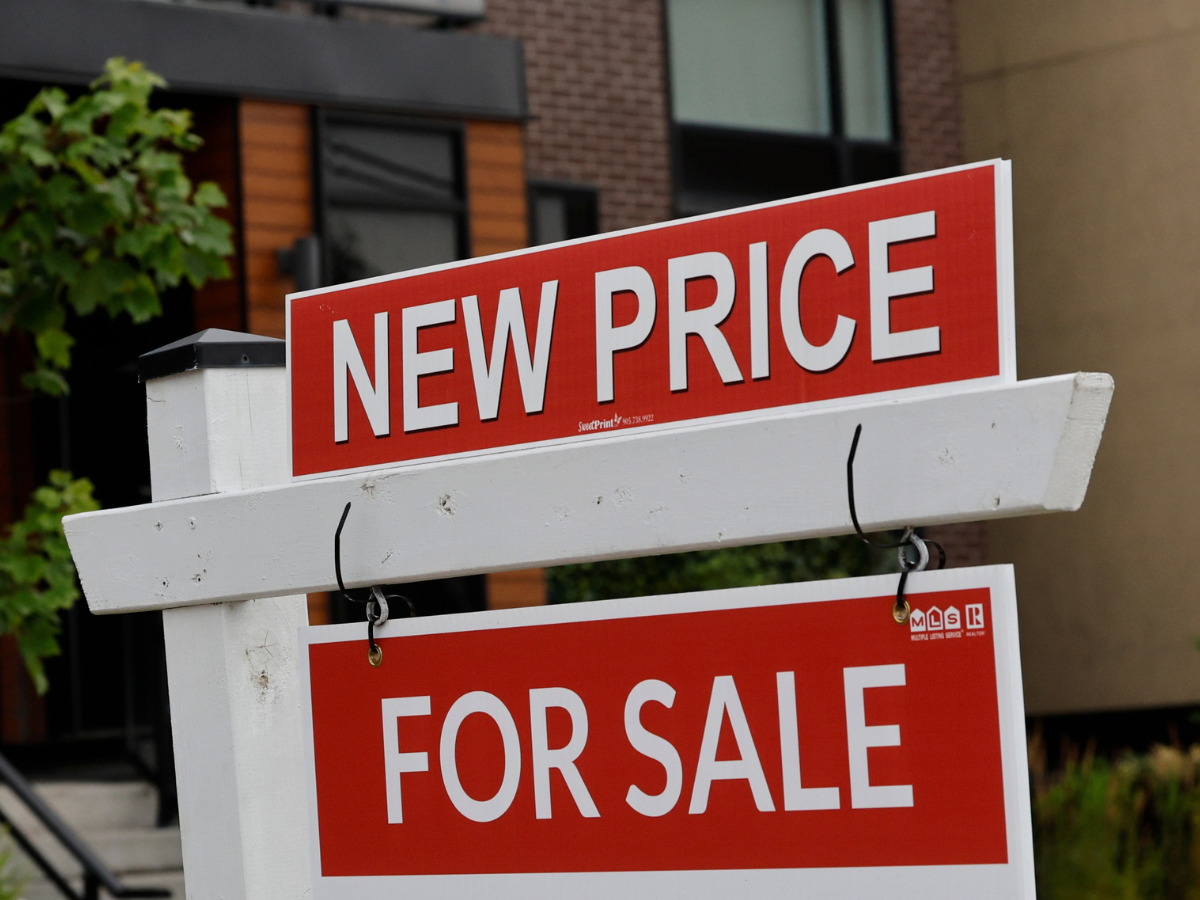 New Price and For Sale signs in Vaughn, Ontario.