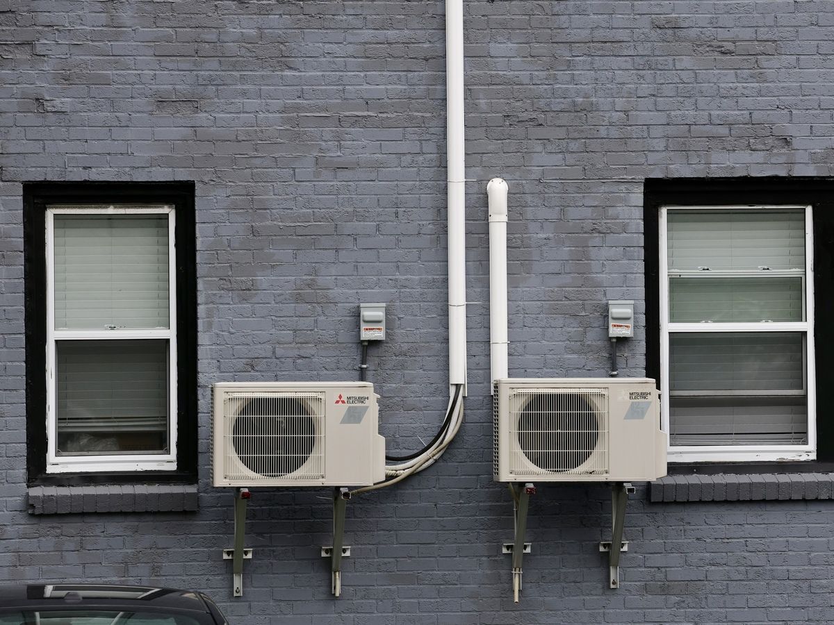 Carney launches $2 billion home retrofit program