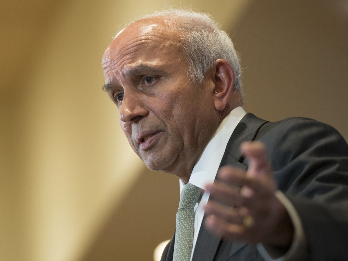 Prem Watsa, Founder, Chairman and CEO of Fairfax Financial Holdings, speaks to the Canadian Club during a luncheon held at the Sheraton Centre in Toronto on May 18, 2017.