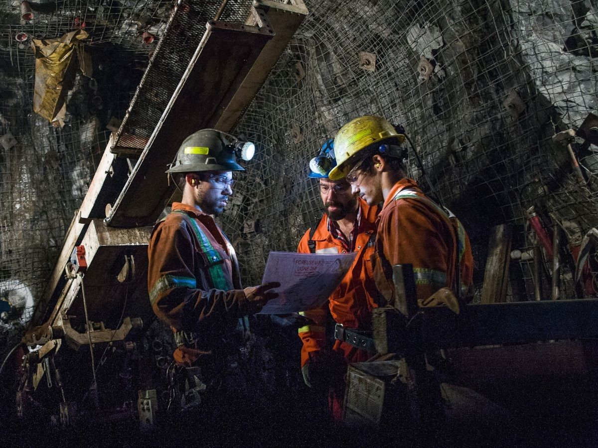 Contractors work at the underground Glencore Plc Bracemac-McLeod zinc mine in Malartic, Quebec, Canada, on Friday, Sept. 11, 2015
