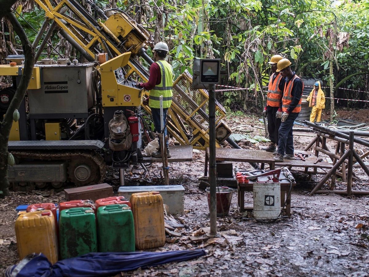 A mineral exploration drilling team works at the Segilola Gold Project site in the village of Iperindo-Odo Ijesha, near the city of Ilesha, Osun State, Nigeria.