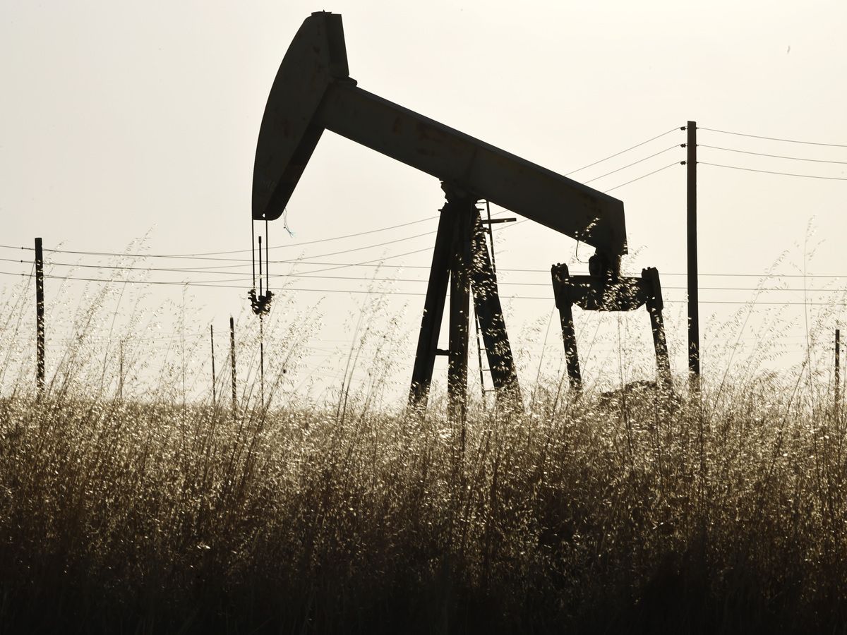 A pumpjack operates in Kern County, which has a long history of oil production, in California’s 22nd Congressional District on Oct. 16, 2026 near Bakersfield, Calif.