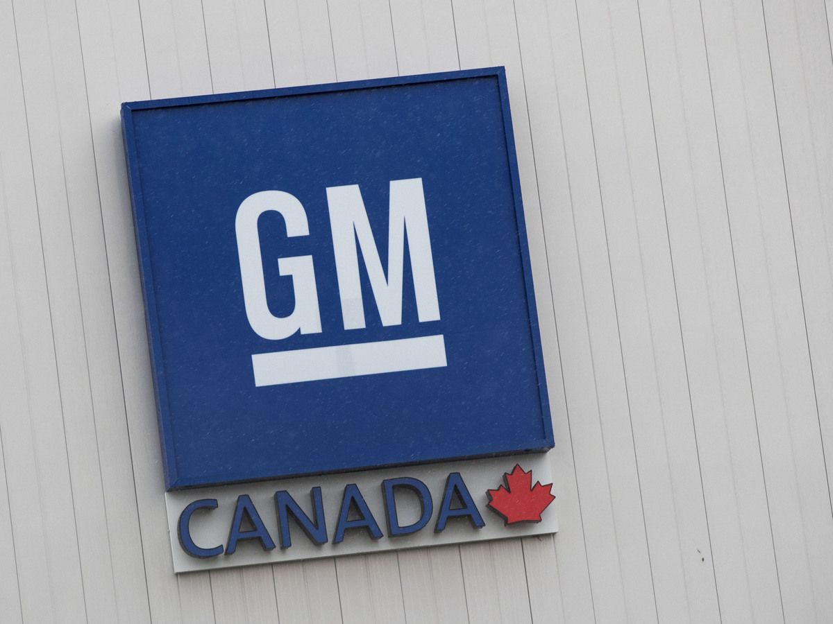 The General Motors plant sign is viewed in Oshawa on November 26, 2018.