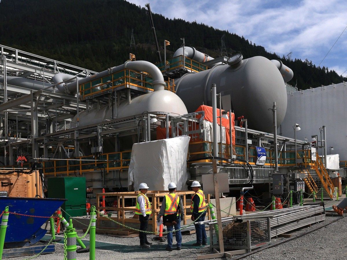 a refinery under construction