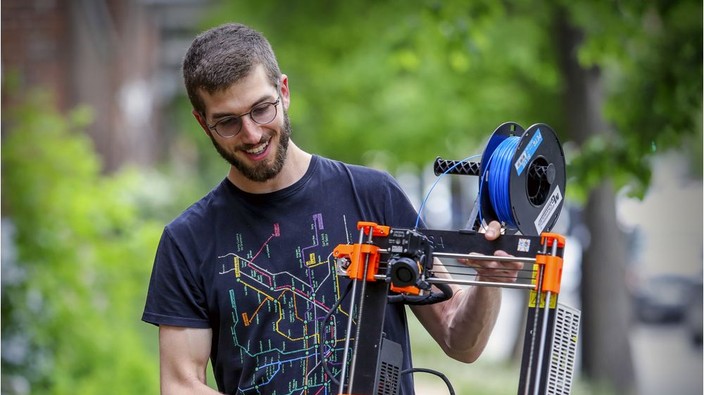 Robotics instructor uses 3D printers to make components for face shields