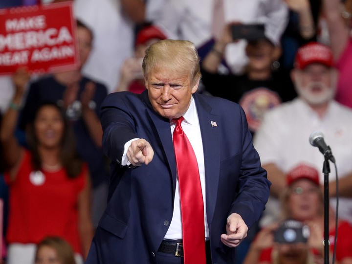  U.S. President Donald Trump arrives at a campaign rally at the BOK Center, June 20, 2020 in Tulsa, Oklahoma. Trump is holding his first political rally since the start of the coronavirus pandemic at the BOK Center today while infection rates in the state of Oklahoma continue to rise.