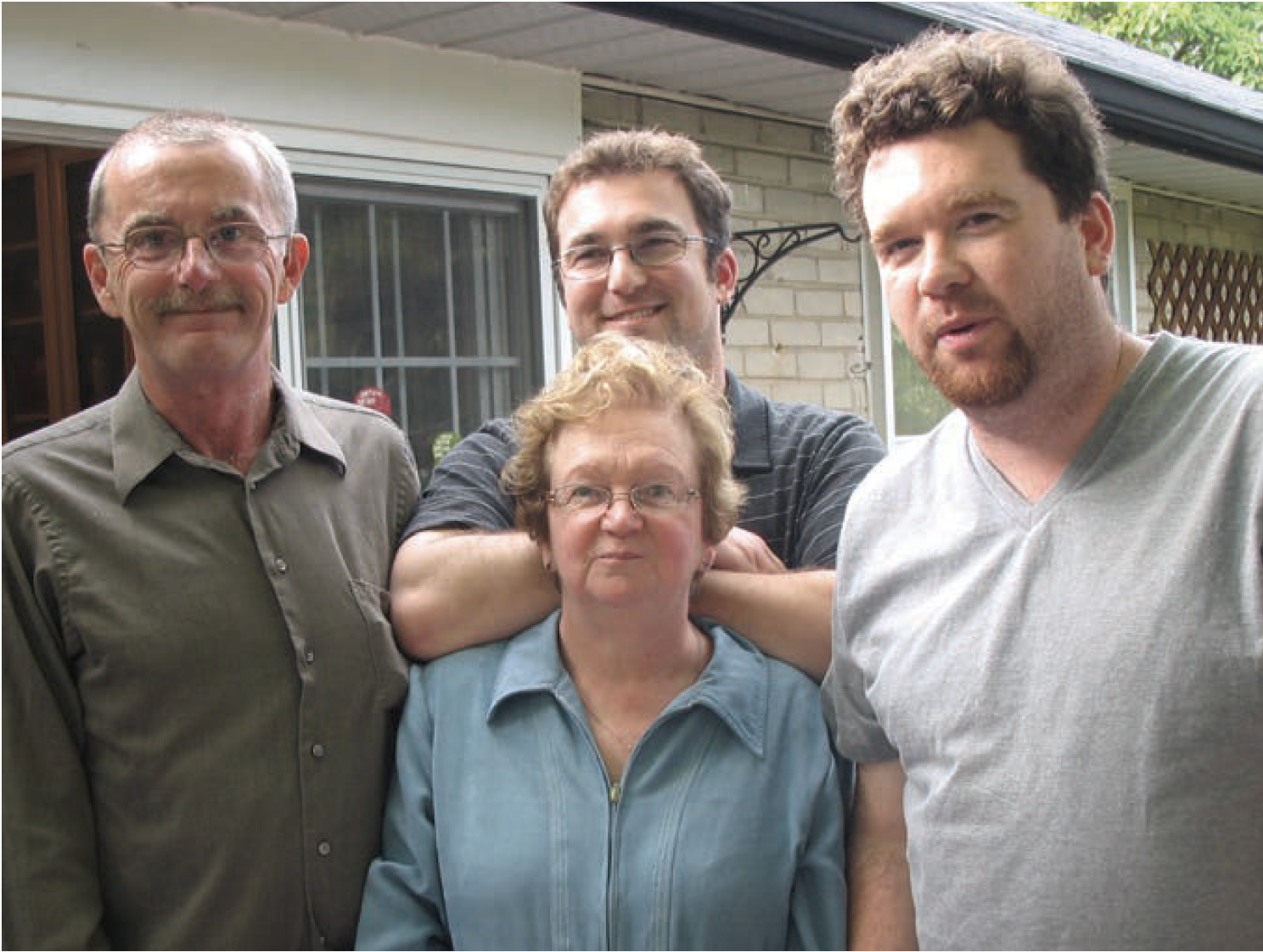John Thompson with wife Janice and sons Graham and Greg.