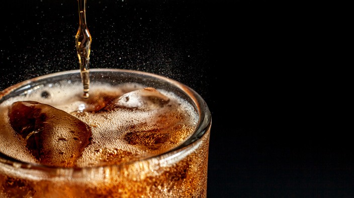 Free refills of sugary drinks will soon be in the past: U.K.