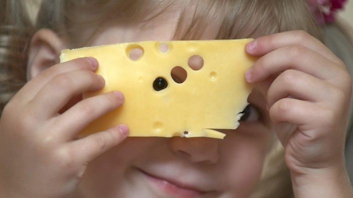 Finally, good news: Cheese is good for our brain
