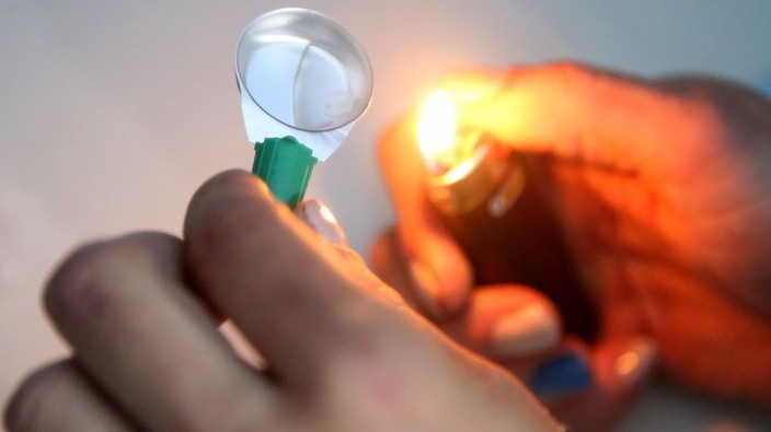 Opinion: Drug decriminalization a key step in tackling overdose crisis