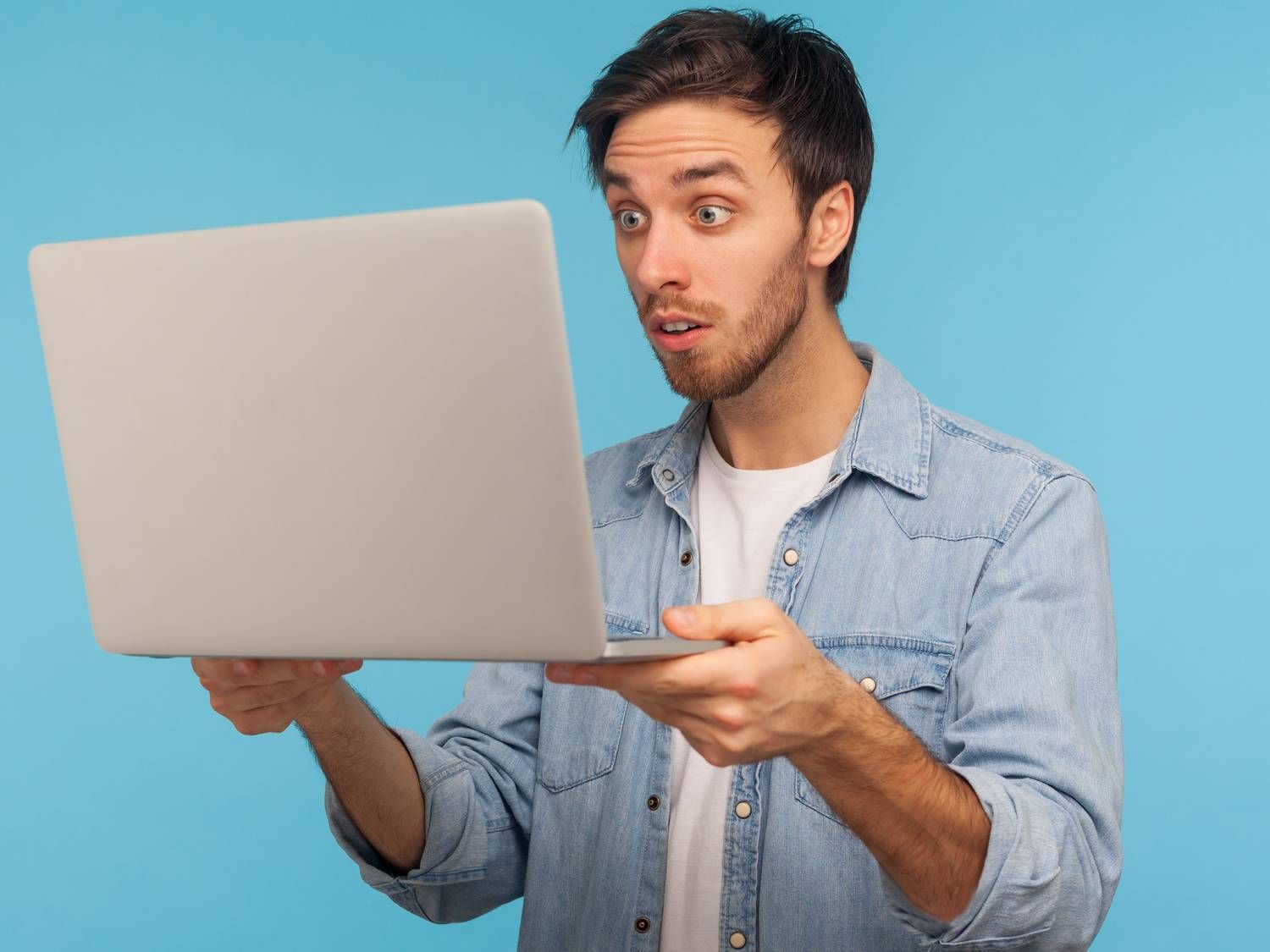 email apnea is the 'temporary absence or suspension of breathing, or shallow breathing, while doing email.'