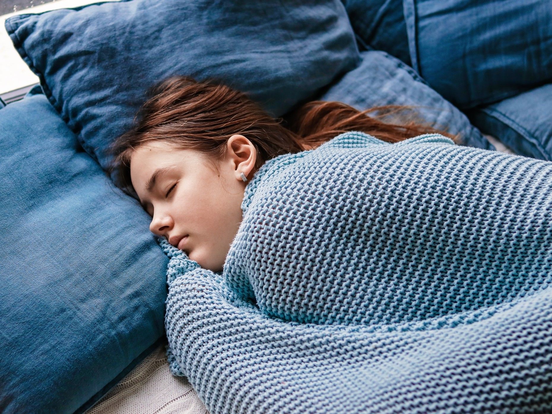 Teenagers aren't getting enough sleep. (Getty)