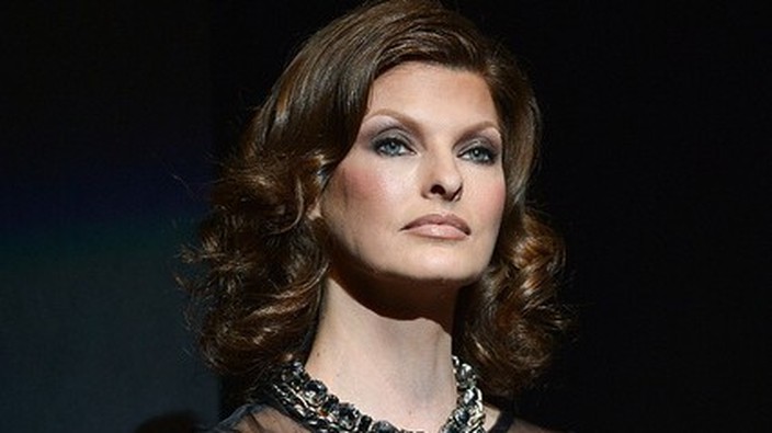 Linda Evangelista says she was "disfigured" by PHA