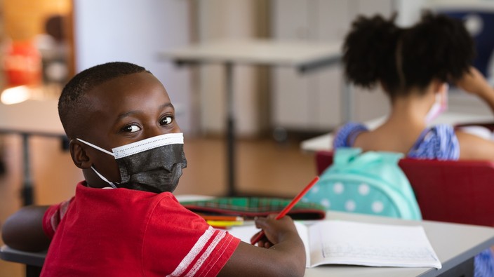 Most Canadian parents support masks in schools
