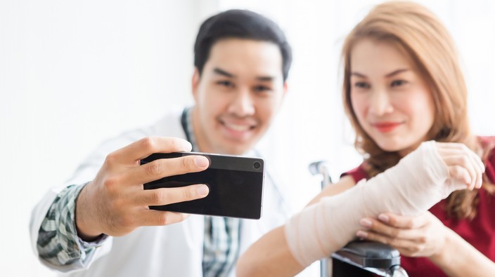 Say cheese: ‘Surgery selfies’ help identify infections early