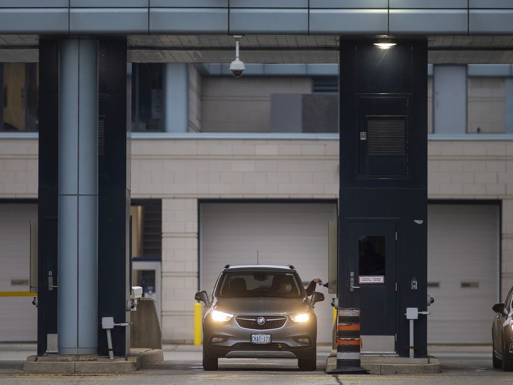 Canadians pass through customs at the Detroit-Windsor Tunnel on the first day of not needing a PCR test if being away for less than 72 hours, on Tuesday, Nov. 30, 2021.