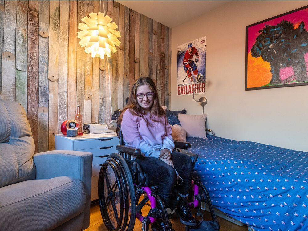 sandrine korsos, 19, in her redesigned room in dollard-des-ormeaux. espace espoir is a foundation that offers children and adolescents with chronic illnesses or disabilities a renovated bedroom.