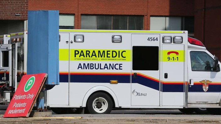 COVID-19: Ottawa Hospital sees longer emergency, ambulance wait times