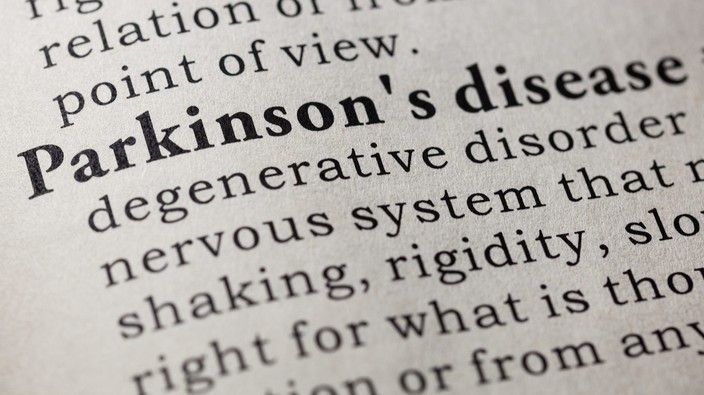 What are the signs of Parkinson's disease?