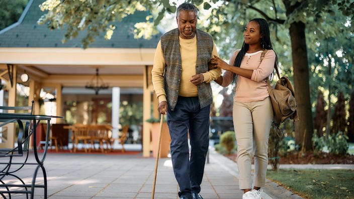 Can walking help cognitive functioning in Alzheimer’s patients?