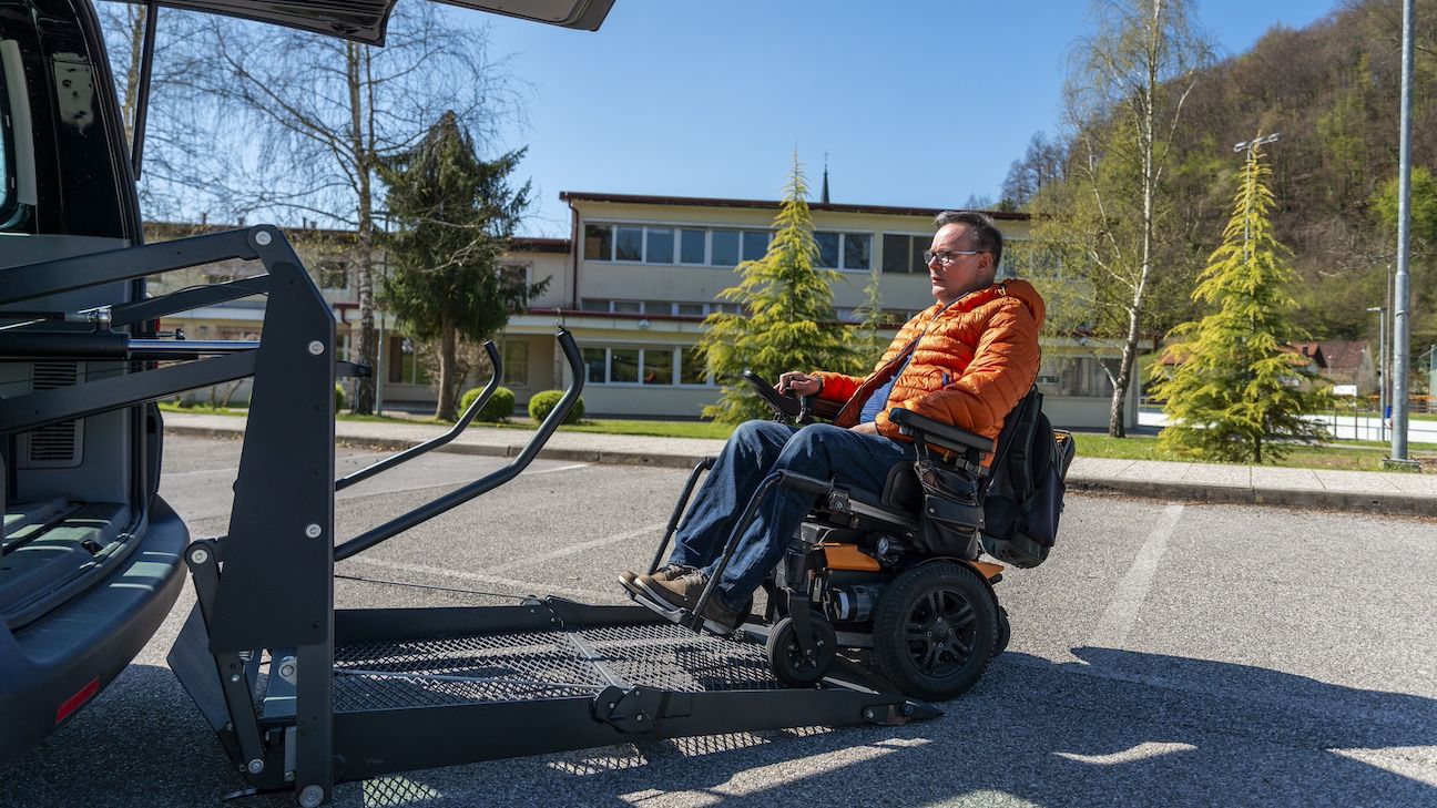 It is estimated that SMA caregivers and patients spend an average of $12,800 on home modifications and $4,500 on assistive devices in a year in Canada.