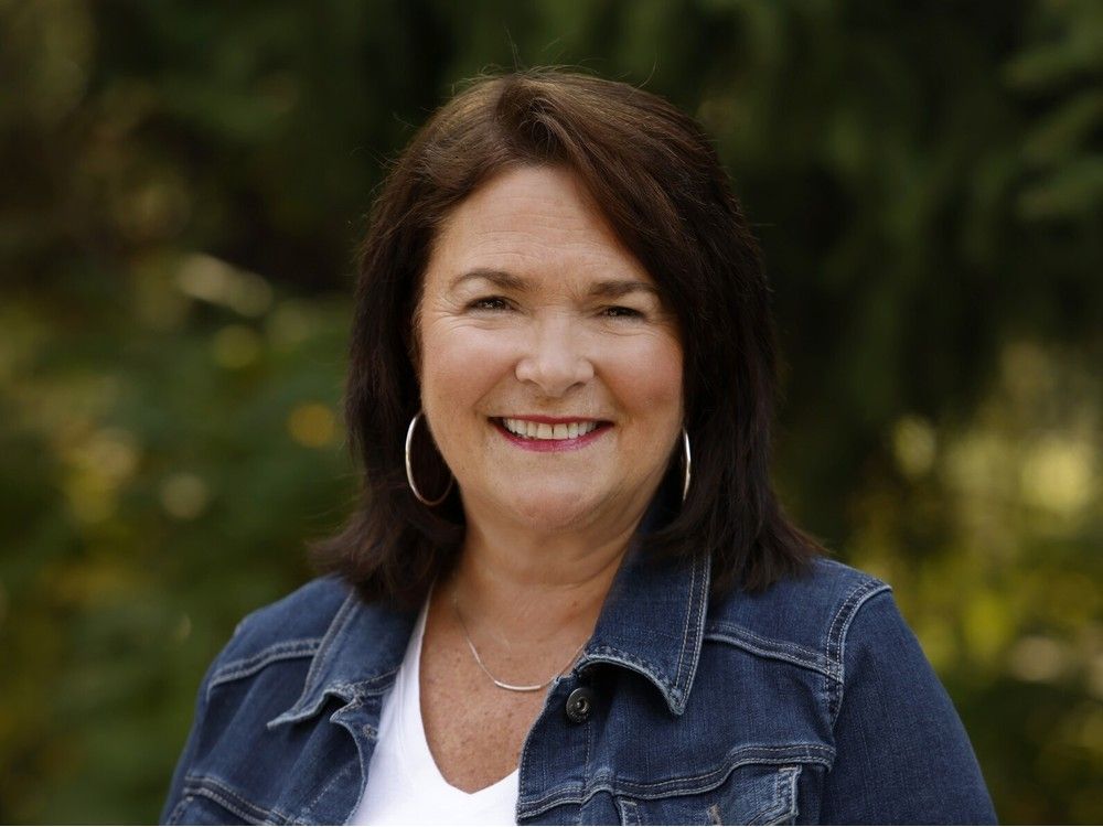 linda silas, president of the canadian federation of nursing unions