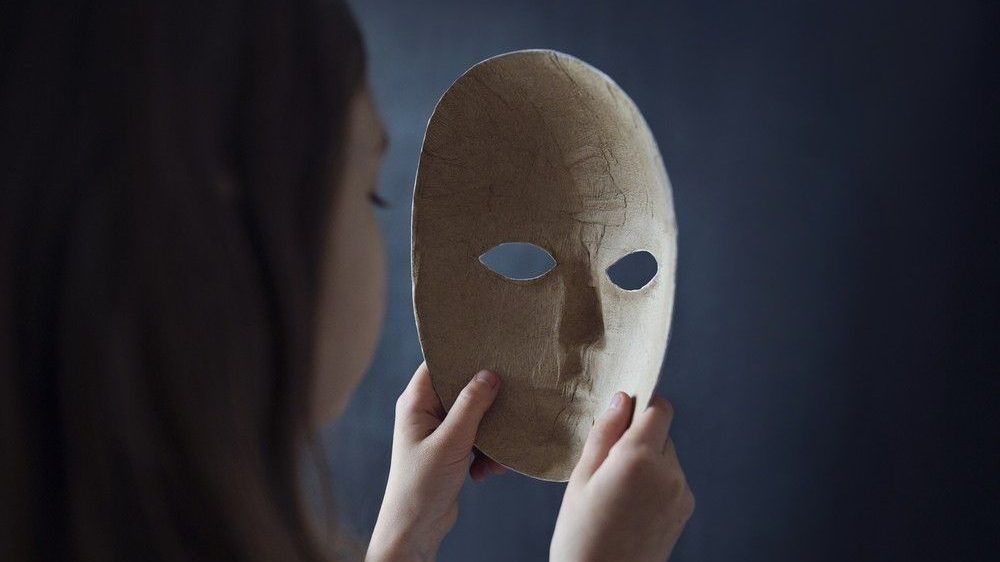 masking can lead to isolation, disconnection, and a loss of self-identity. it can prevent individuals from forming authentic relationships and can make them feel like they don’t belong.