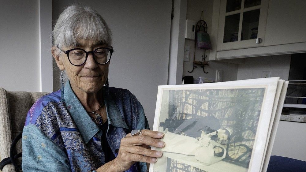 110625-9999_extra_donna