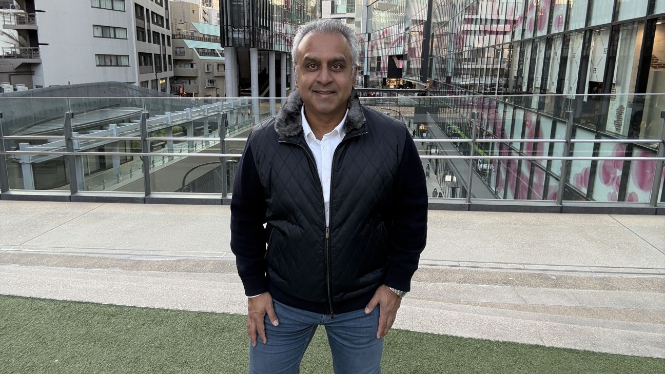 If you imagine people living in larger bodies as lazy or unambitious, Deon Ramgoolam rips that stereotype to shreds. He’s an accomplished business executive in Montreal in circles where his colleagues look very much the part of health-conscious thriving professionals.