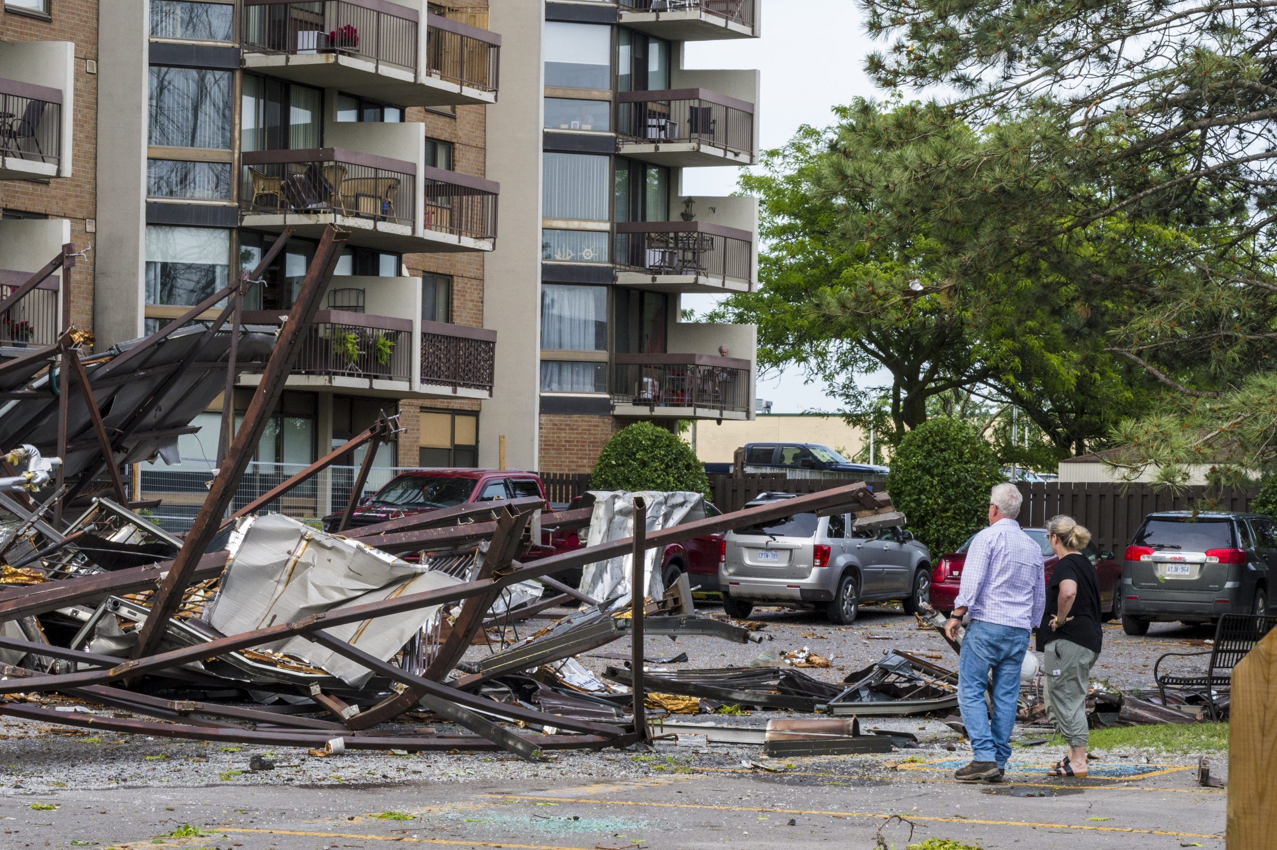 High winds damage homes, businesses, in region | Belleville Intelligencer