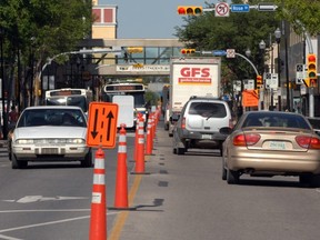 Two-way traffic in downtown Regina: not the end o' the world