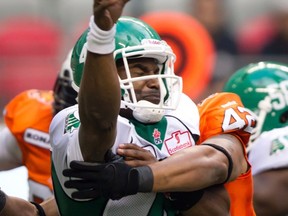 Darian Durant was under a lot of pressure on Wednesday (THE CANADIAN PRESS/Darryl Dyck)