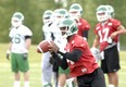 Darian Durant has been getting more time with the ball during practice lately (Don Healy / Leader-Post)