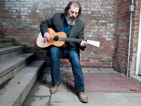 Steve Earle delivered a superb show Friday night at the Casino Regina Show Lounge.