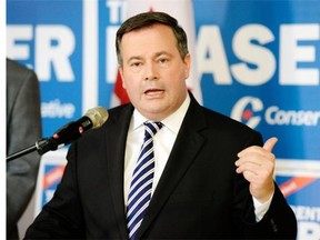 Jason Kenney announces a Conservative Party promise of an increase in funding for Canada’s military during a campaign stop in Regina, Sask. on Saturday Sep. 26, 2015. (Michael Bell/Regina Leader-Post)