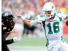 It was a mistake for Roughriders head coach Corey Chamblin to pull quarterback Brett Smith, according to Mike Abou-Mechrek.
