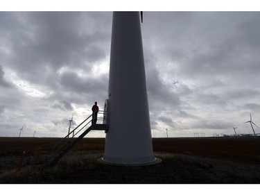 SWIFT CURRENT, SK :  November 6, 2015  --  Darrell Crooks, operations manager Centennial Wind Power Facility, shows a wind turbine near Swift Current on Friday. TROY FLEECE/Regina Leader-Post