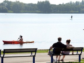A relaxing day beside the lake in Wascana Centre.