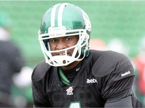 Quarterback Darian Durant has signed a restructured contract with the Saskatchewan Roughriders.
