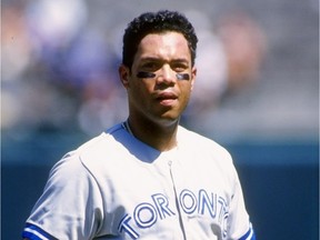 Roberto Alomar, shown with the Toronto Blue Jays in 1993, will headline the Regina Red Sox dinner on April 23.