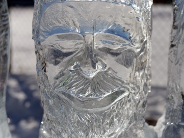 A face on the ice sculpture, Impermanence: From the creator to the creator.