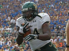 DeDe Lattimore, shown here during his playing days with the University of South Florida Bulls, has signed with the Saskatchewan Roughriders.