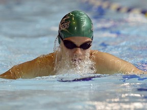 Bree Crookshanks, shown here during a practice in 2015, set two provincial records during a meet in Orlando, Fla., on Thursday.