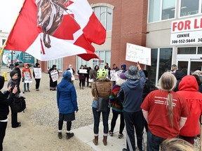 Protesters outside Indigenous and Northern Affairs Canada (INAC) offices in Regina.