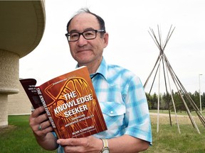 Blair Stonechild with his new book, Knowledge Seeker. DON HEALY